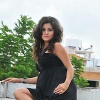 Archana Gupta Hot Photo Shoot Pictures | Picture 90199